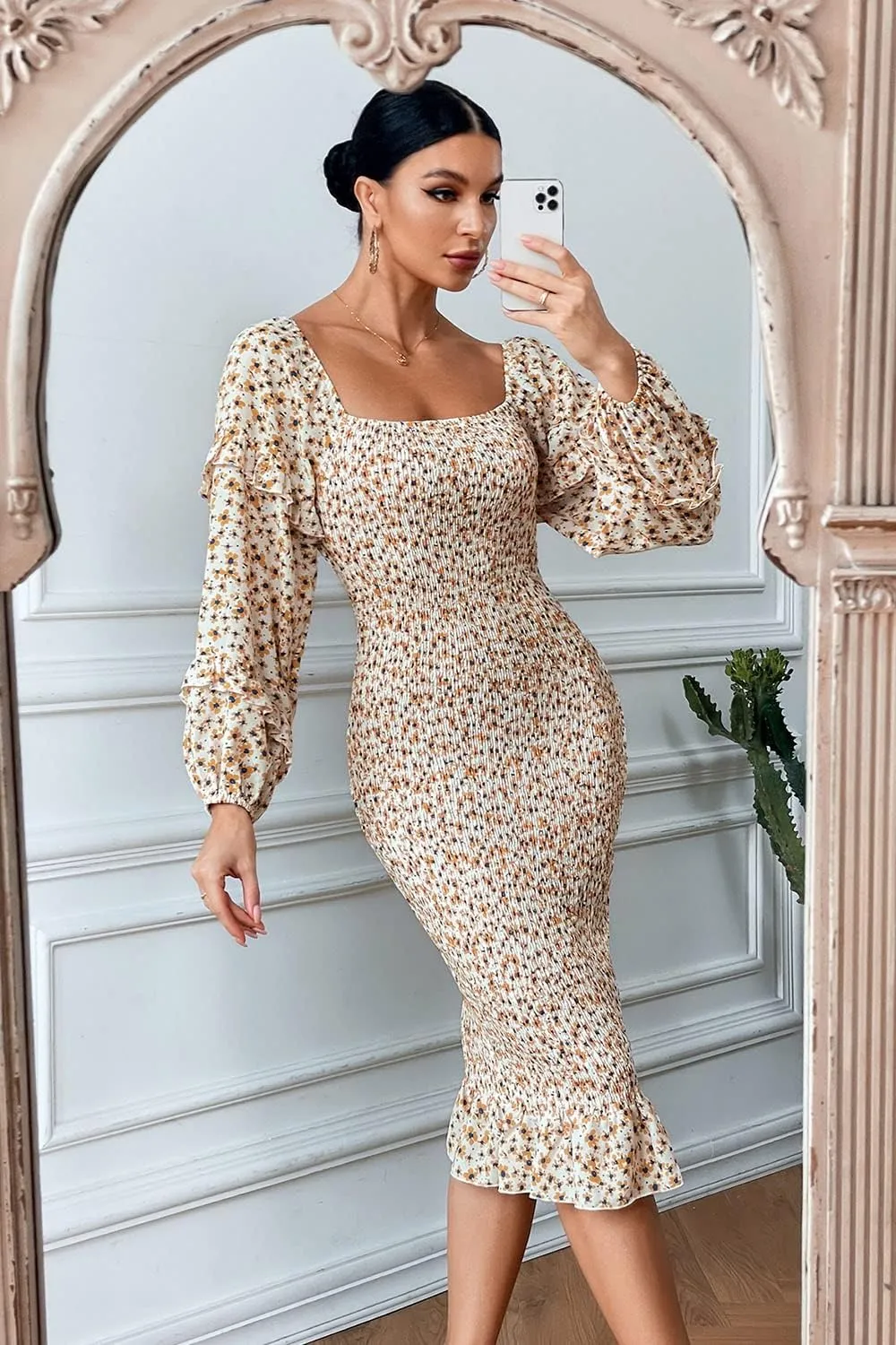 PRETTYGARDEN Women's Long Puff Sleeve Floral Midi Bodycon Dresses Square Neck Ruffle Mermaid Smocked Dress