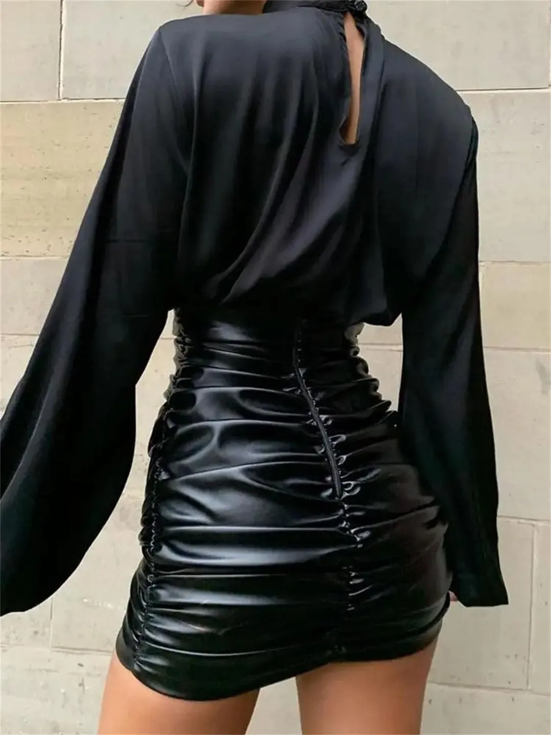 Vintage Pu Leather Pleated Skirts Women Folds Pencil Skirts High Waist Sexy Mini Short Skirts
