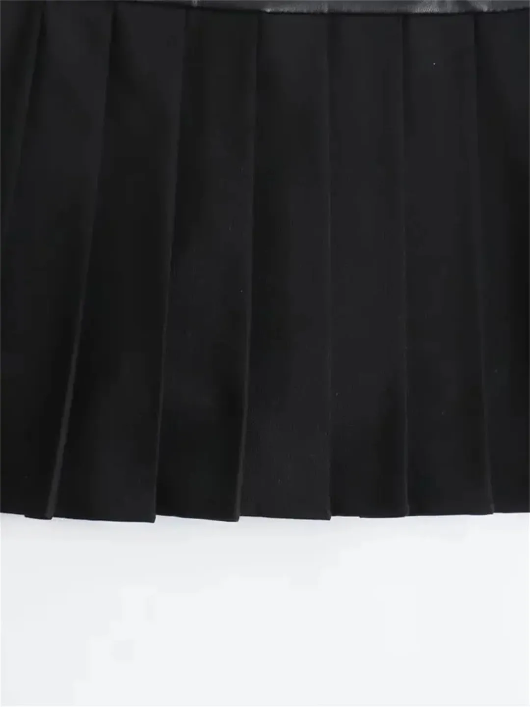 Women All Season Faux Leather Splicing Pleated Mini Skirts Slim Office Skirts Streetwear Short Skort Skirts